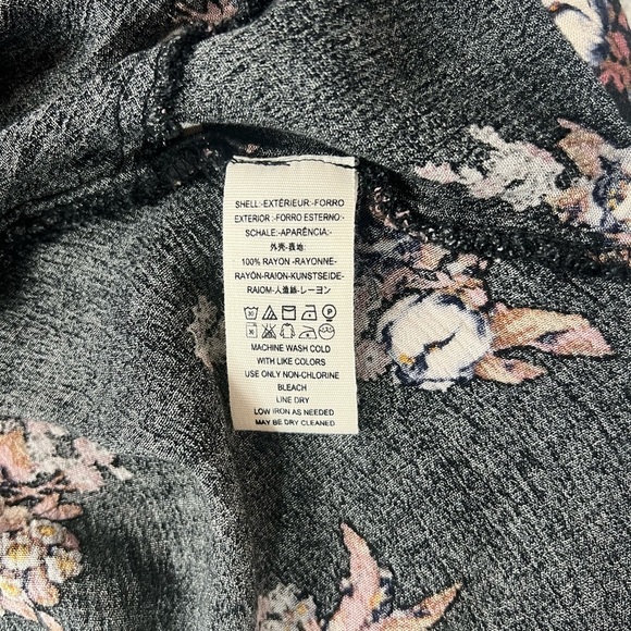 Free People Trapeze Sleeveless Tree Swing Tunic Top Size S Black Floral - Picture 12 of 12